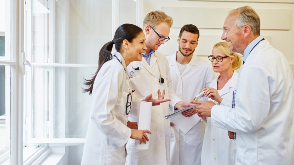 almaviva santé médecin